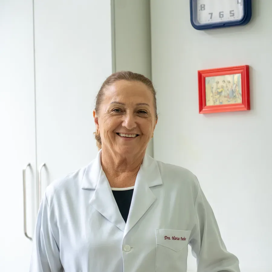 Dra. Mariza Martino Pacheco, ortodontista e responsável técnica da clínica Martino Pacheco, em Copacabana